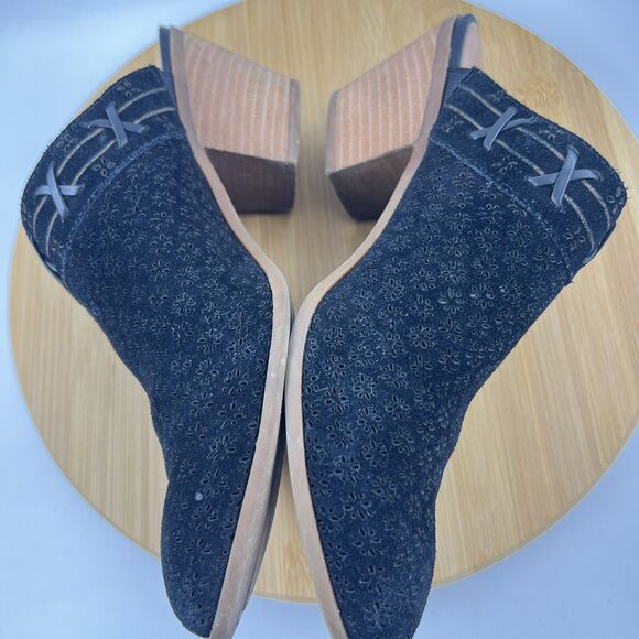 Frye & Co. Suede Leather Perforated Mule Jacy Black Sz 9M Floral Block Heel Shoe - Picture 7 of 11